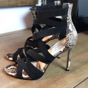jessica simpson jyra heels